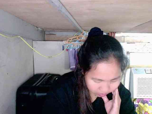 LadyAsianForyou webcam
