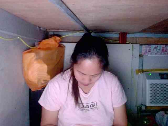 Ladyasianforyou's live stream