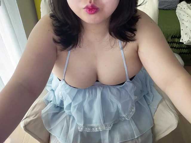 Kittenfishing live cam on BongaCams