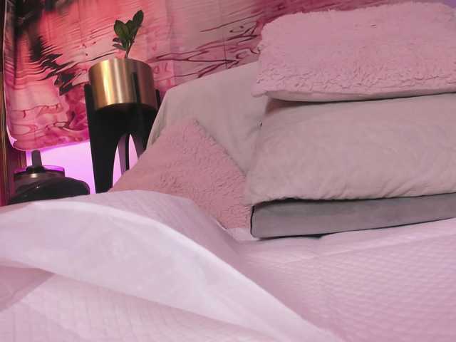 amelia-lov3 live cam on BongaCams