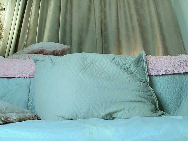 amelia-lov3 live cam on BongaCams