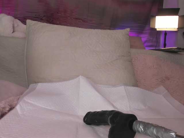 amelia-lov3 live cam on BongaCams