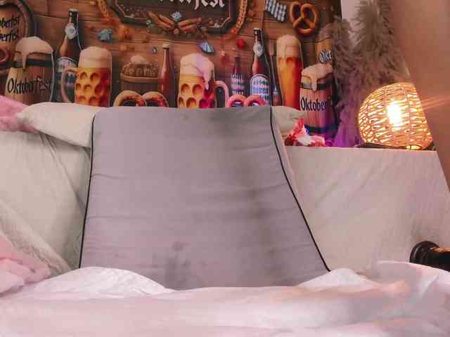 amelia-lov3 webcam