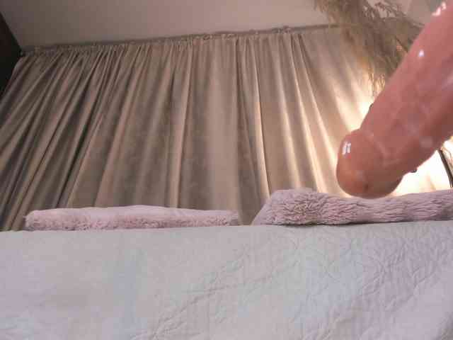 amelia-lov3 webcam