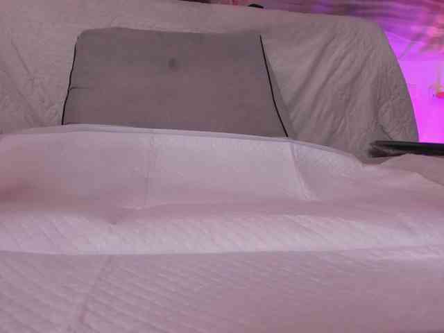 amelia-lov3 webcam