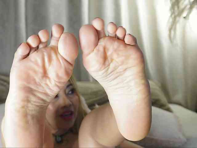 amelia-lov3 webcam