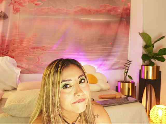 amelia-lov3 webcam