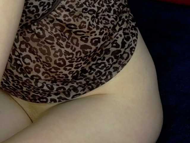 brunettedaisy live cam on BongaCams