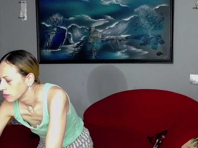 brunettedaisy live cam on BongaCams