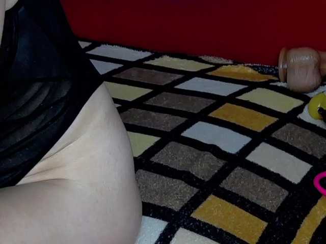 brunettedaisy live cam on BongaCams