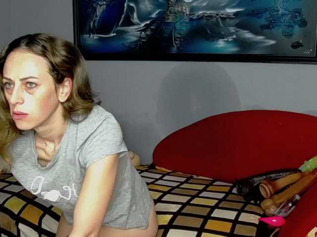 brunettedaisy live cam on BongaCams