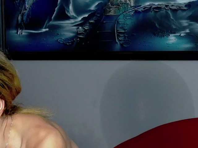 brunettedaisy live cam on BongaCams