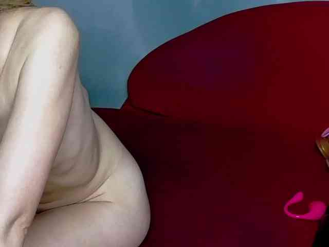 brunettedaisy