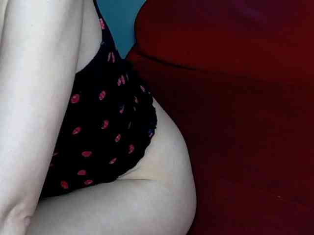 brunettedaisy