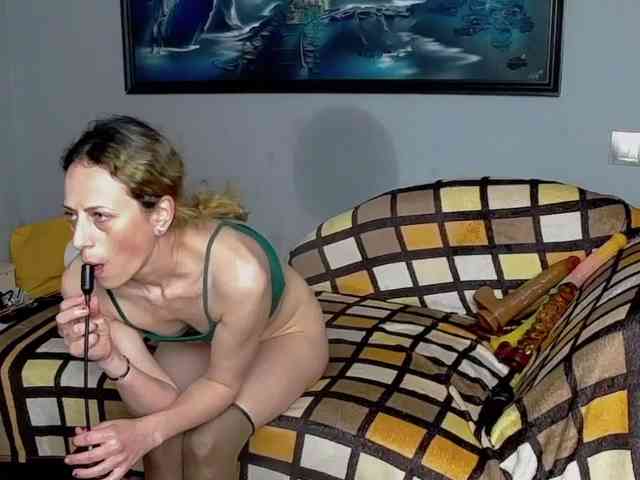 brunettedaisy webcam