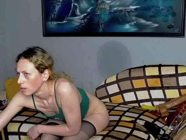 brunettedaisy webcam