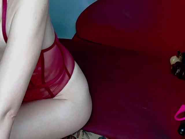 brunettedaisy