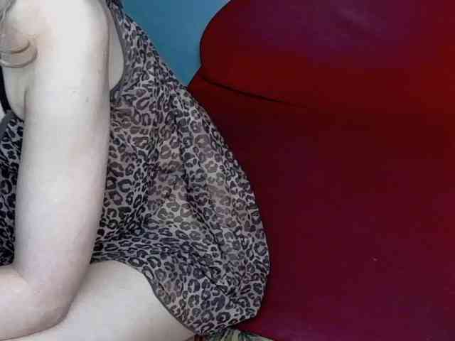 brunettedaisy