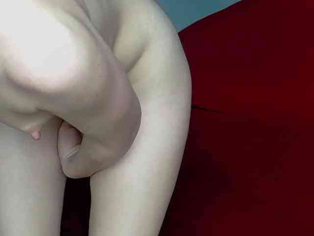 brunettedaisy
