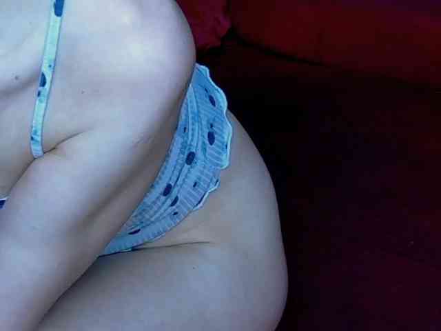 brunettedaisy