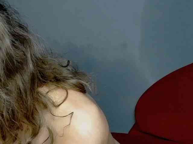 brunettedaisy