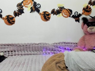 Honeykrisspussy
