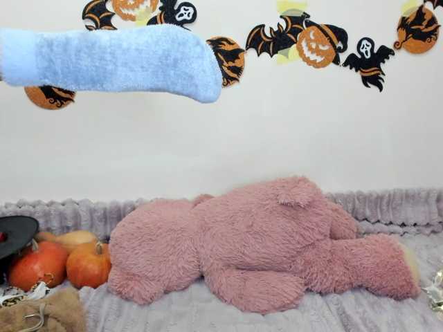 Honeykrisspussy live cam on BongaCams