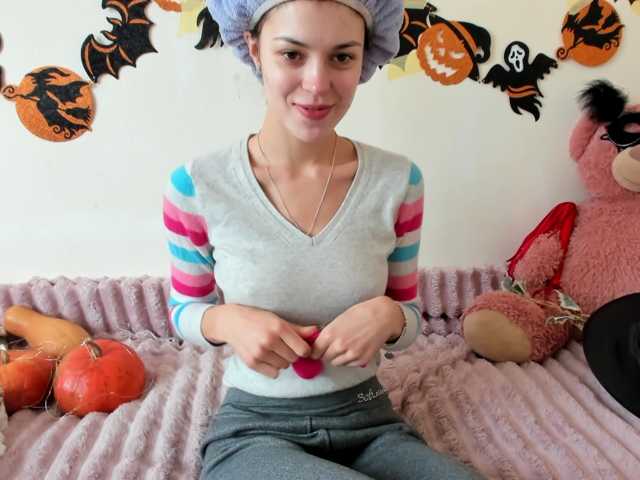 Honeykrisspussy live cam on BongaCams