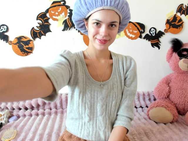 Honeykrisspussy live cam on BongaCams