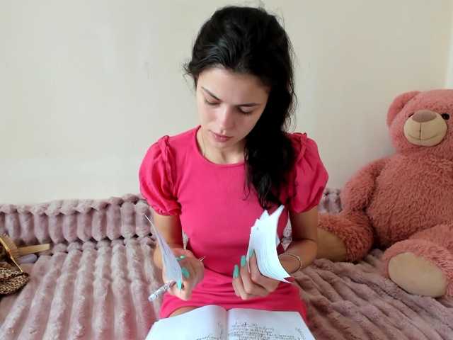 Honeykrisspussy live webcam show