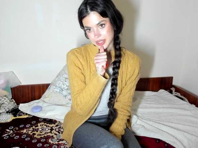  Honeykrisspussy chat room