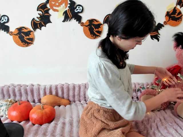 Honeykrisspussy live cam on BongaCams