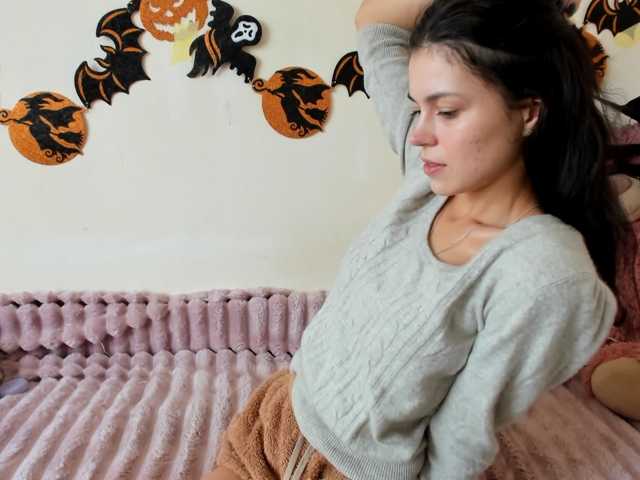 Honeykrisspussy live cam on BongaCams