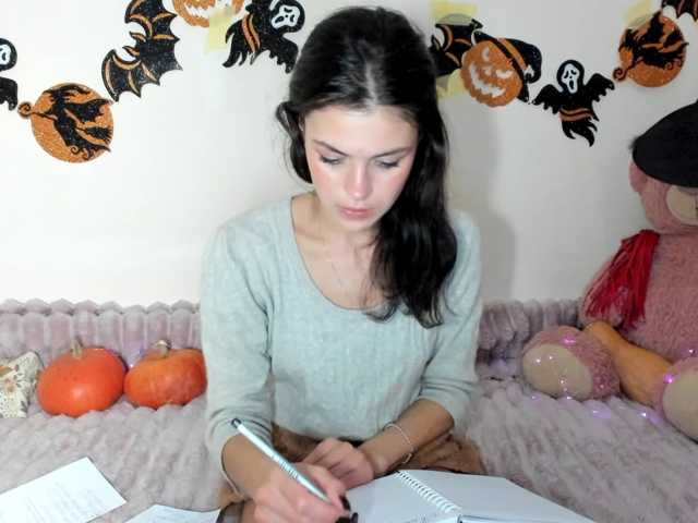 Honeykrisspussy