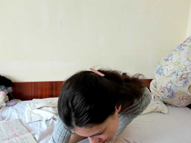 Honeykrisspussy live cam on BongaCams