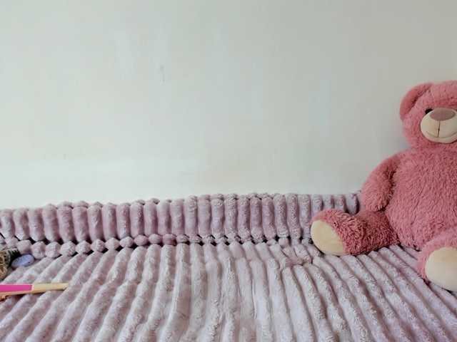 Honeykrisspussy live cam on BongaCams
