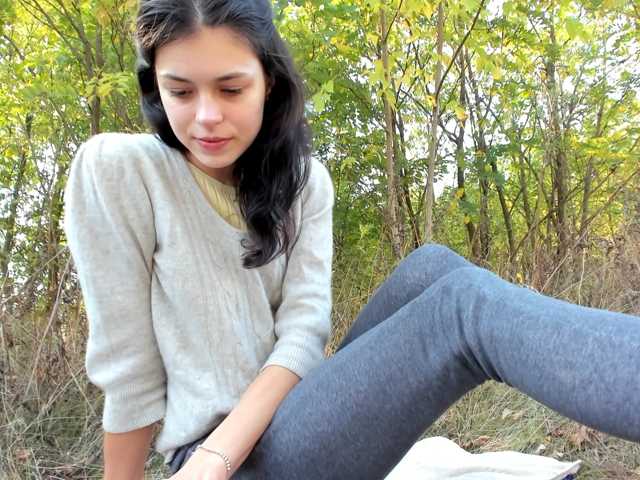 Honeykrisspussy live cam on BongaCams