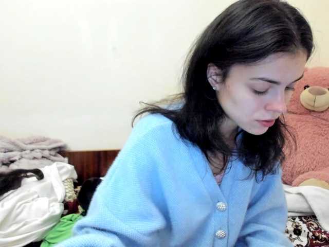 le modèle Honeykrisspussy est en webcam porno dans un show sur le site bongacams, il possède les tags suivants: White/Caucasian,Brunette,Shaved