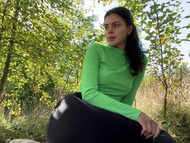 Honeykrisspussy live cam on BongaCams