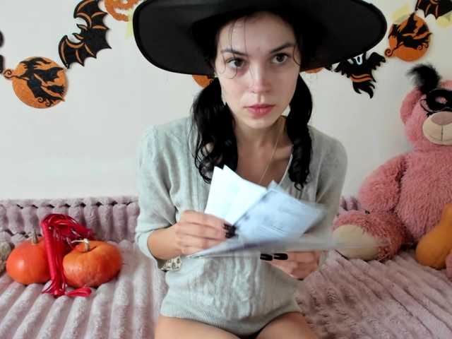 Honeykrisspussy, live now on BongaCams