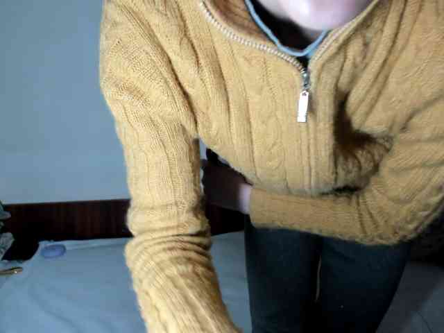 Honeykrisspussy webcam