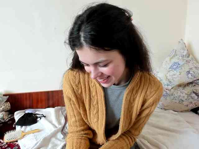 Honeykrisspussy webcam