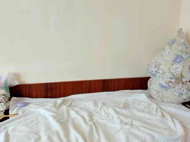 Honeykrisspussy webcam