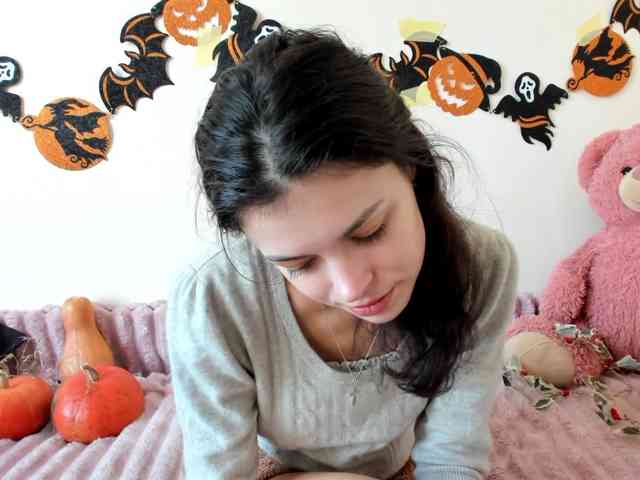 Honeykrisspussy webcam