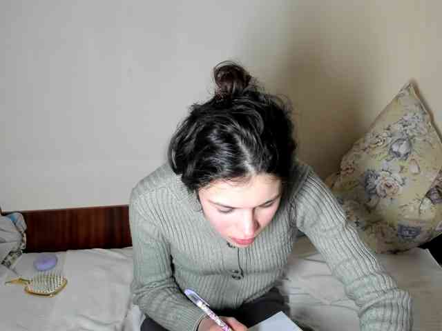 Honeykrisspussy webcam