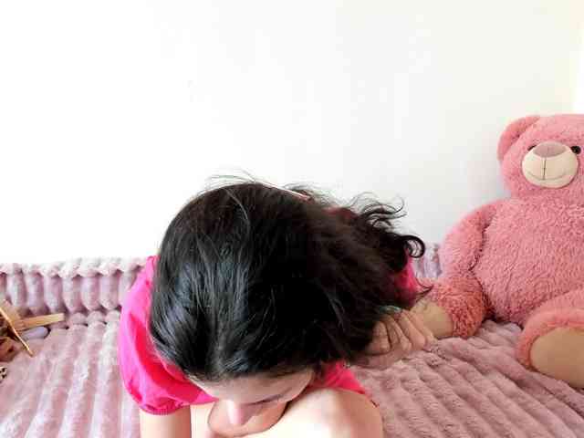 Honeykrisspussy webcam