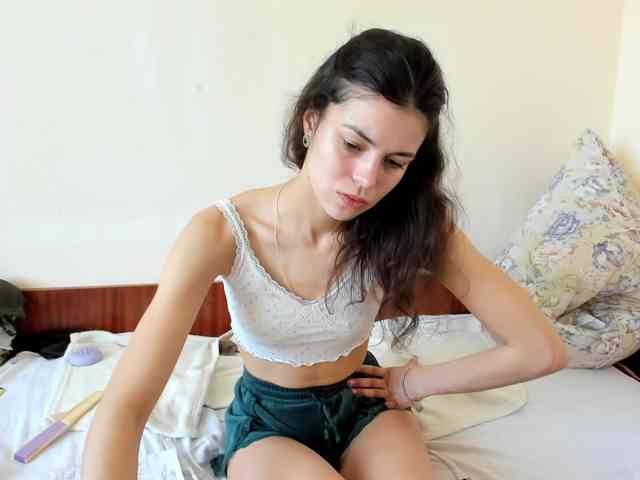 Honeykrisspussy webcam