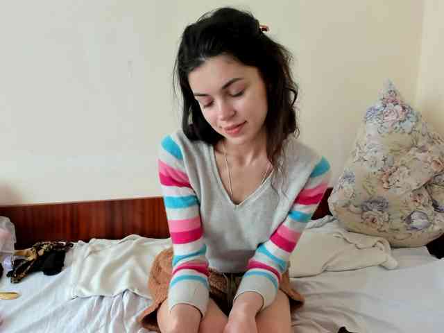 Honeykrisspussy webcam