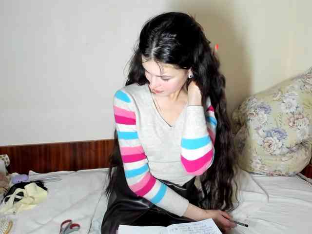 Honeykrisspussy webcam