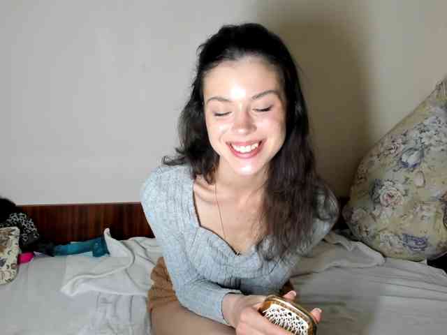 Honeykrisspussy webcam